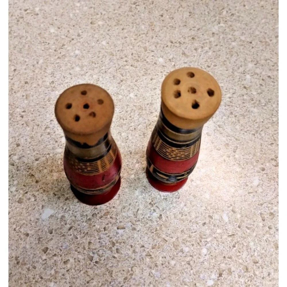 Florida Wood Vintage Salt and Pepper Shakers Hand Painted MCM Souvenir Mexico 3